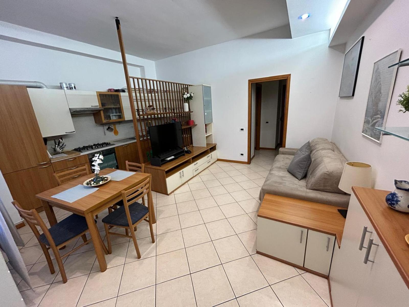 Your Home In Milan - Elegant & Comfortable Stay Exterior photo